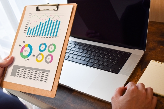 パソコンと資料