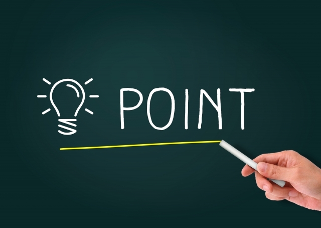 黒板に書かれたイラストとポイント